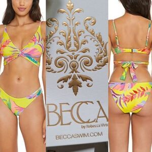 NEW BECCA REVERSIBLE WRAP BIKINI FLORAL YELLOW SWIMSUIT SWIM TOP MEDIUM M NWT